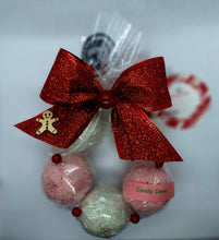 Load image into Gallery viewer, Bath Bomb holiday wreaths