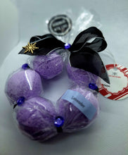 Load image into Gallery viewer, Bath Bomb holiday wreaths