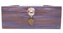 Load image into Gallery viewer, Assorted Tub Tea Box Set with Gift Box included