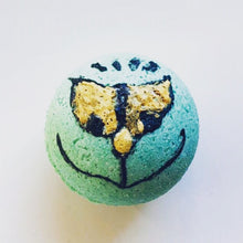 Load image into Gallery viewer, Holiday Bath Bombs
